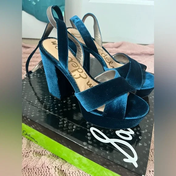 Sam Edelman Dark Blue Velvet Platform Heels - Picture 11 of 15